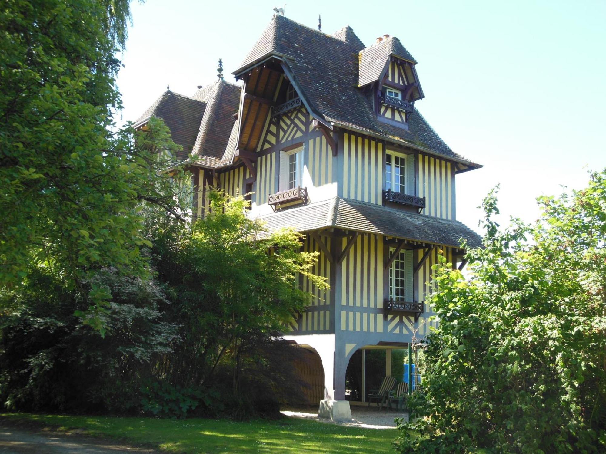 Maison D'Hotes Il Etait Une Fois ปง-เอเลแวก ภายนอก รูปภาพ