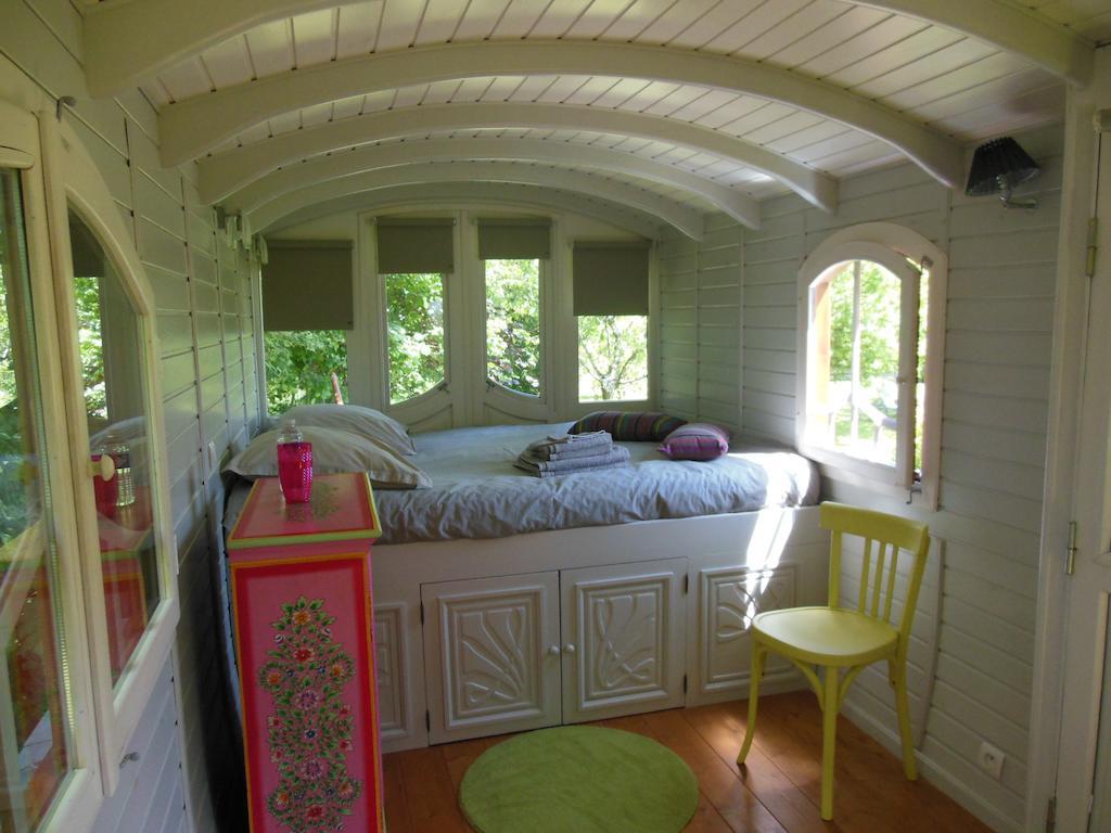 Maison D'Hotes Il Etait Une Fois ปง-เอเลแวก ห้อง รูปภาพ