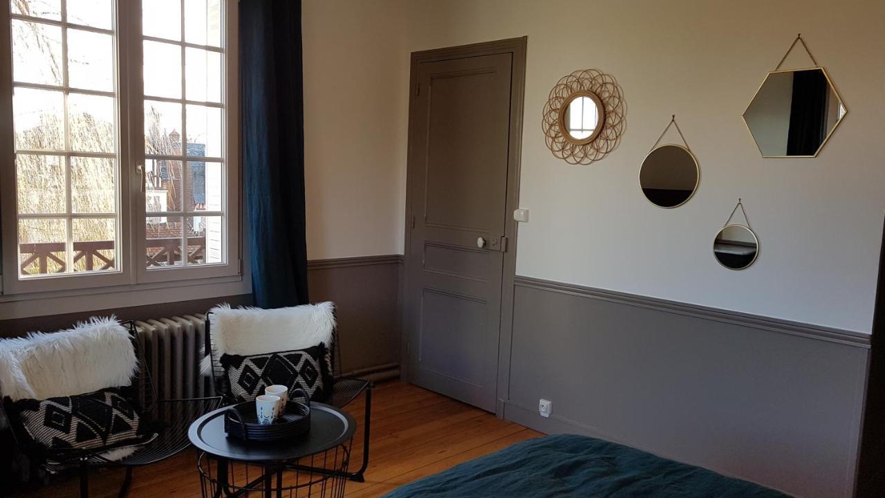 Maison D'Hotes Il Etait Une Fois ปง-เอเลแวก ภายนอก รูปภาพ
